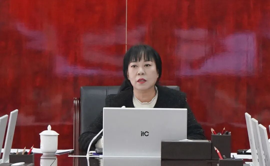 �����첼��������Ժ�ٿ����飨���󣩻���ѧϰ�᳹ϰ��ƽ������������첼�п���ʱ����Ҫ������Ҫָʾ����